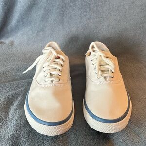 Brand New Women’s Sperry White Canvas Sneakers Size 8